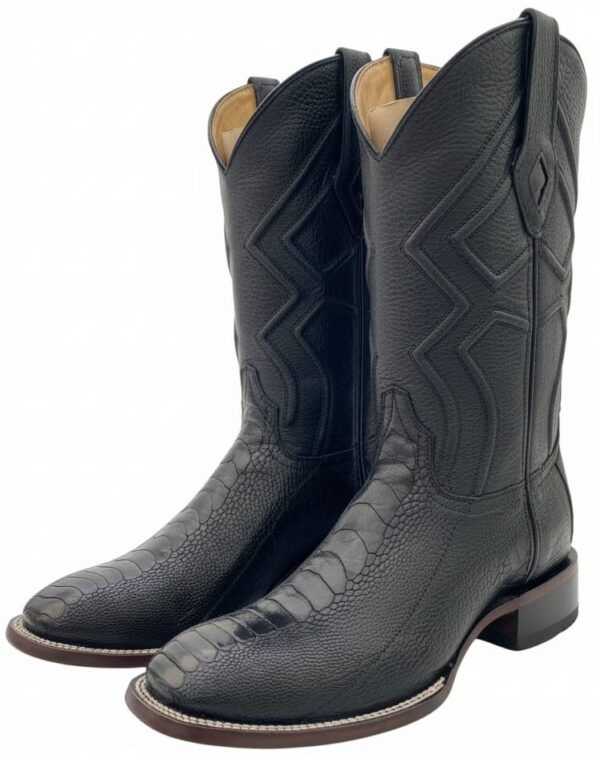 Bota Bulldog de Pata de Avestruz Negro