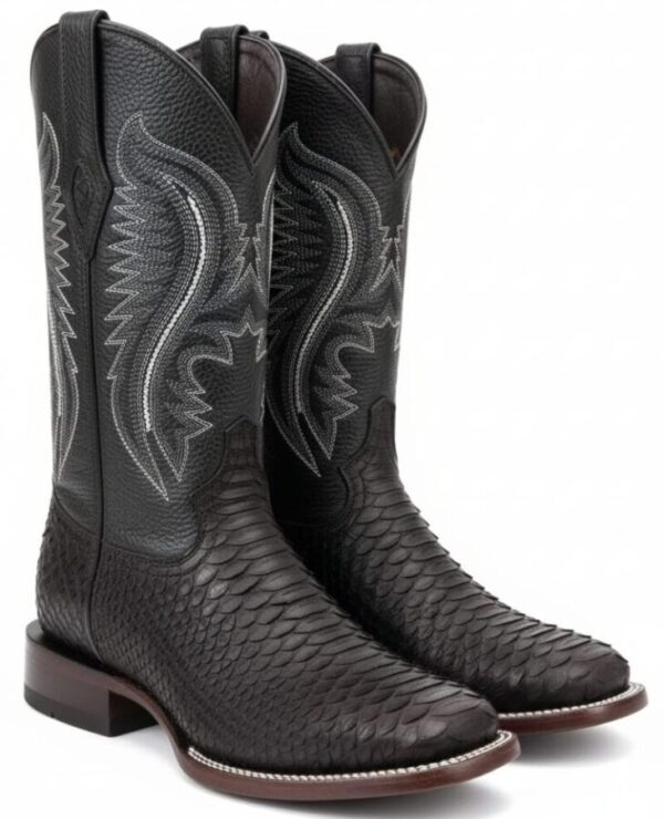 Bota Bulldog de Python Negro